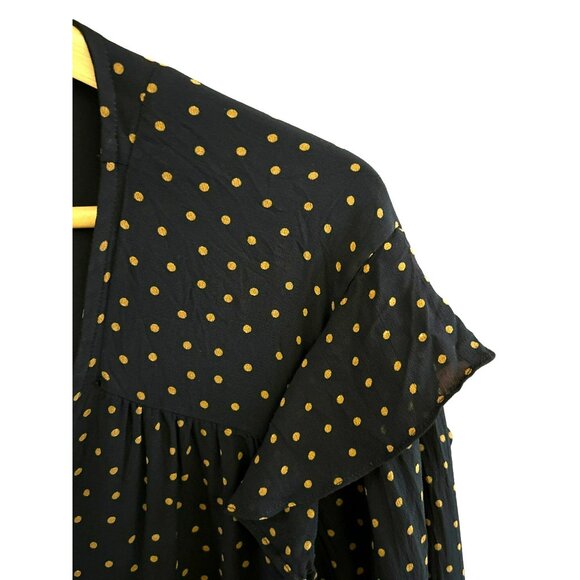 Sanctuary Black Gold Polka Dot V Neck Blouse Size 2X Ruffle Detail Snap Closure - Picture 4 of 6